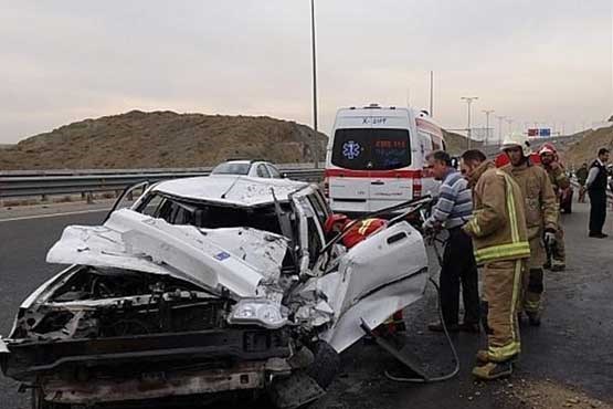 یک کشته بر اثر تصادف پراید و اتوبوس در محور آرادان