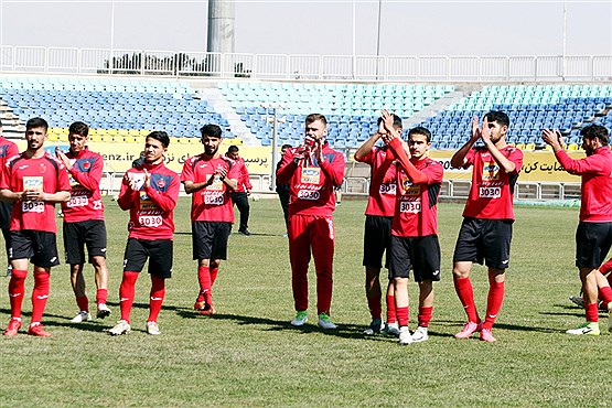 اعتراض دسته جمعی و جالب بازیکنان پرسپولیس در استوری اینستاگرام! (تصاویر)