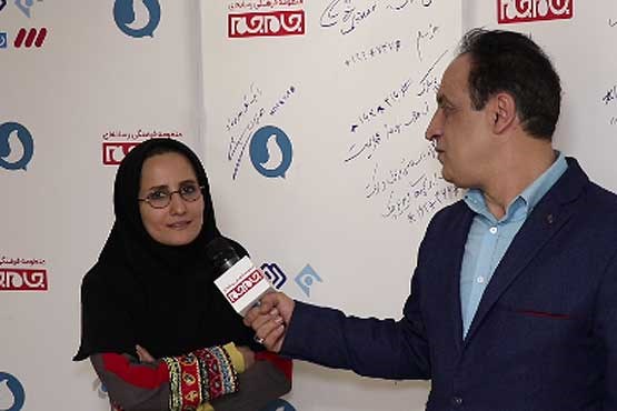 خانم پرسون گل سرسبد برنامه چهل تیکه است