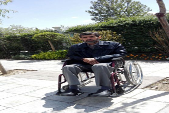 خبرنگار زنی که برای حضور در جبهه موهای سرش را تراشید/ جسد عراقی ها را دفن می کردیم خوراک سگ نشوند خبرنگار زنی که برای حضور در جبهه موهای سرش را تراشید/ جسد عراقی ها را دفن می کردیم خوراک سگ نشوند