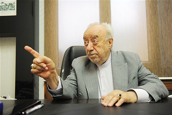 جریان هدفمندی برای بستن حساب‌‌های ایرانیان شکل نگرفته است/ محدودیت‌های ارزی بانک مرکزی به واردات از چین منجر می‌شود