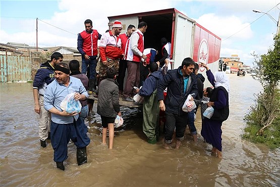 امدادرسانی در مناطق سیل زده