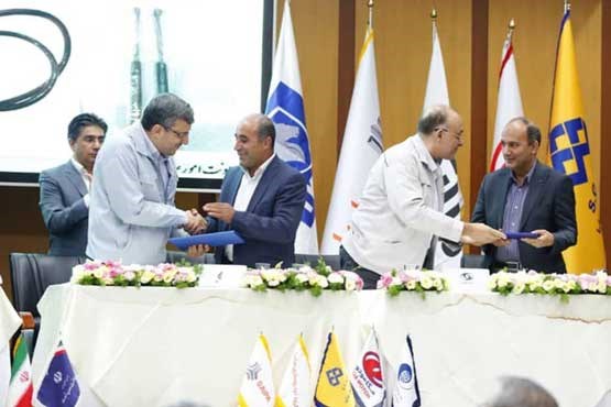 قرارداد داخلی‌سازی قطعات خودرو میان گروه سایپا و قطعه‌ سازان امضا شد