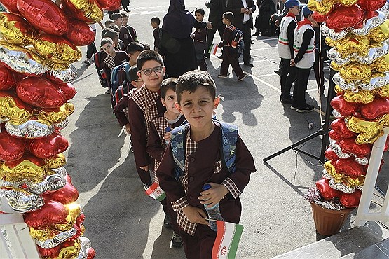 جشن شکوفه ها دبستان پسرانه تشیع منطقه نوزده