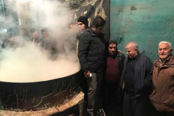 علی پروین در مراسم سمنوپزان +عکس