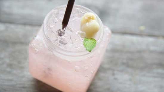 ۱۰ آبمیوه که نمی‌توانید از آن‌ها بگذرید!