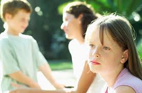 مقایسه کردن اسیب های زننده ای در خانواده دارد