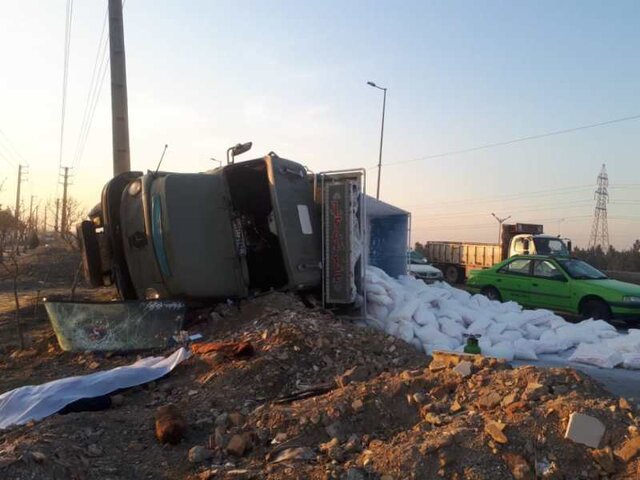 مرگ راننده کامیون بزرگراه آزادگان را به هم ریخت