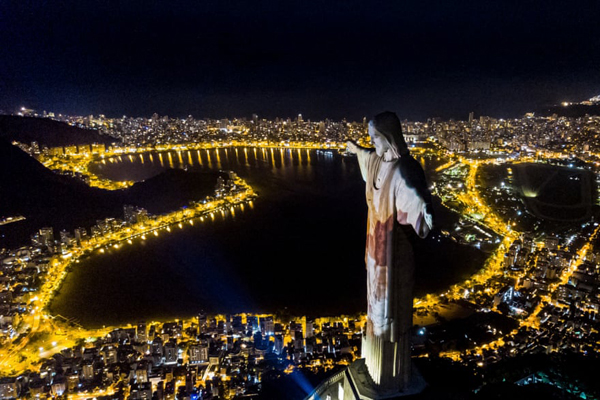 مهم ترین لحظات روز جمعه در سراسر جهان (تصاویر)