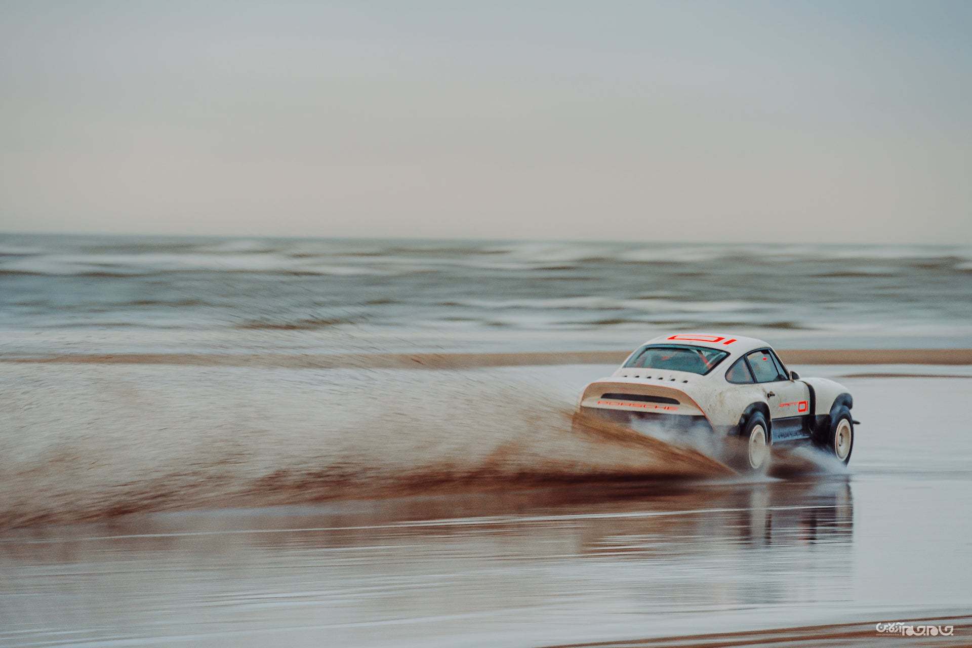 کوتاه درباره سینگر 911 سافاری+عکس