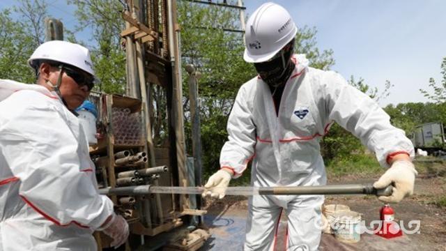 از افزایش ۵ برابری باج به مهمان تا اشغال بیش از ۱.۵ میلیون متر مربع زمین توسط ارتش آمریکا +عکس