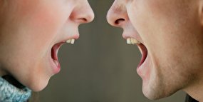 واکنش مغز به فریاد زدن