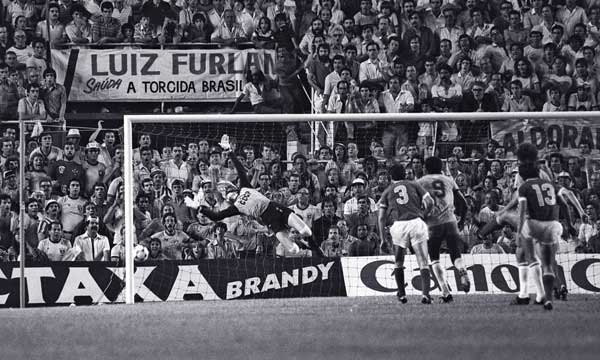 دکتر سوکراتس زنده شد! (+عکس) دکتر سوکراتس زنده شد! (+عکس)