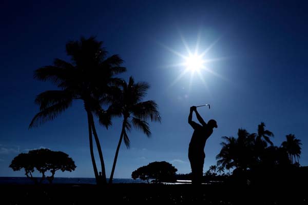 به دنبال بازماندگان زلزله؛ 2 روز بعد از زلزله / صعود 320 متری ورزشکار معلول (گزارش تصویری)