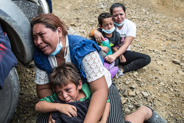 ازدحام در سواحل، در اوج کرونا / گریه پناه جویانی که «برگشت» خوردند (گزارش تصویری) ازدحام در سواحل، در اوج کرونا / گریه پناه جویانی که «برگشت» خوردند (گزارش تصویری)