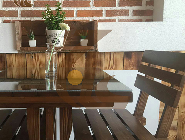 معرفی تولید کننده انواع صندلی چوبی و میز کافی شاپ و رستوران