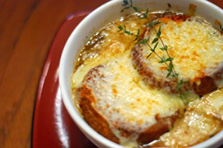 طرز تهیه سوپ پیاز