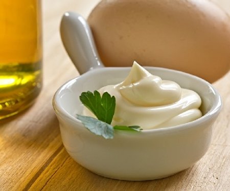 طرز تهیه سس مایونز خانگی