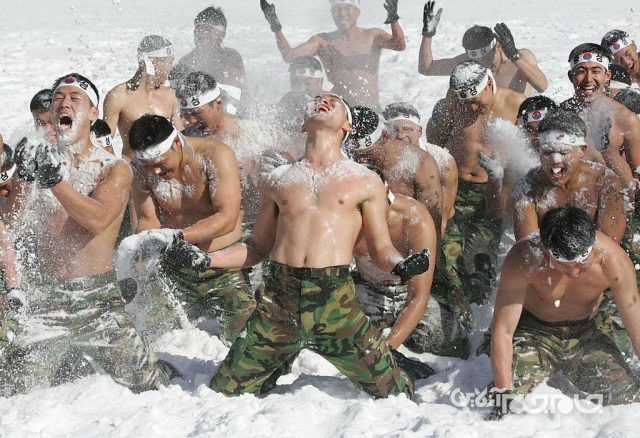 تمریناتی برای جان سخت شدن+عکس