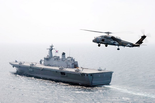 کشورهایی که در جهان دارای ناو هواپیمابر هستند (+عکس) کشورهایی که در جهان دارای ناو هواپیمابر هستند (+عکس)