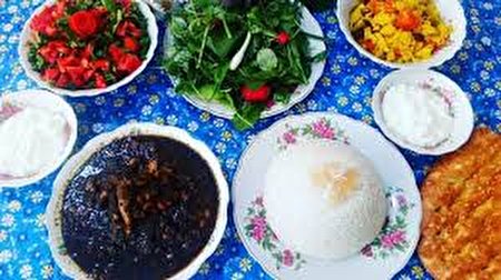 طرز تهیه خورشت قورمه سبزی خوشمزه و مجلسی