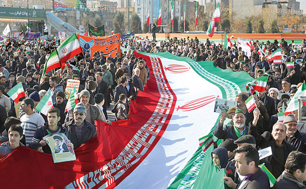 خیابان انقلاب خالی نمیشود خیابان انقلاب خالی نمیشود