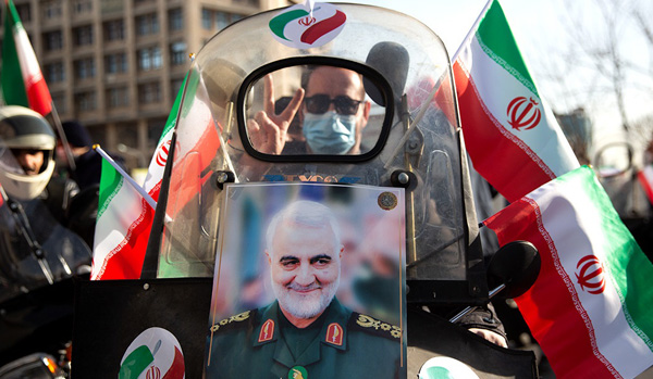 راهپیمایی ۲۲ بهمن بصورت خودرویی و موتوری آغاز شد (+تصاویر) راهپیمایی ۲۲ بهمن بصورت خودرویی و موتوری آغاز شد (+تصاویر)