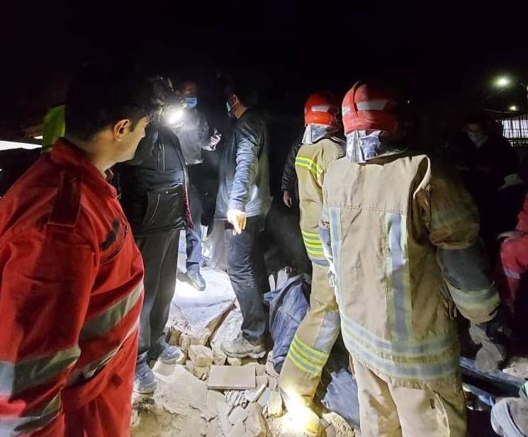 انفجار در حیدرآباد کرج دو کشته برجای گذاشت انفجار در حیدرآباد کرج دو کشته برجای گذاشت