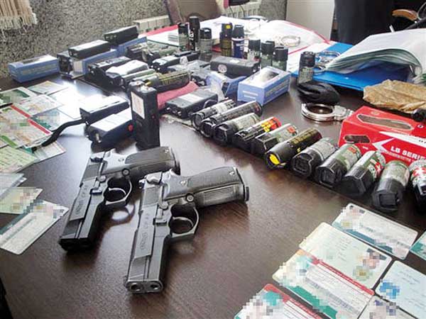 مخفیگاه مجازی فروشندگان اسپری و شوکر (+تصاویر) مخفیگاه مجازی فروشندگان اسپری و شوکر (+تصاویر)