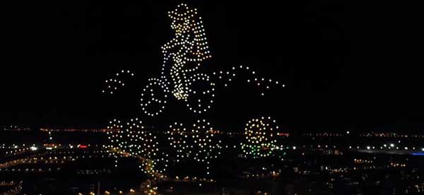 نقاشی های ونگوگ در آسمان نقش بست (+تصاویر) نقاشی های ونگوگ در آسمان نقش بست (+تصاویر)