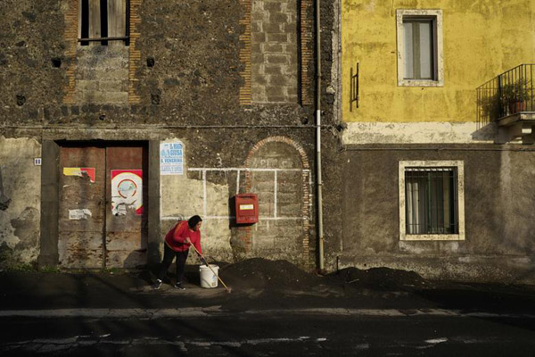 رسوایی واکسن VIP در آرژانتین / اسکیت با برقع (گزارش تصویری) رسوایی واکسن VIP در آرژانتین / اسکیت با برقع (گزارش تصویری)