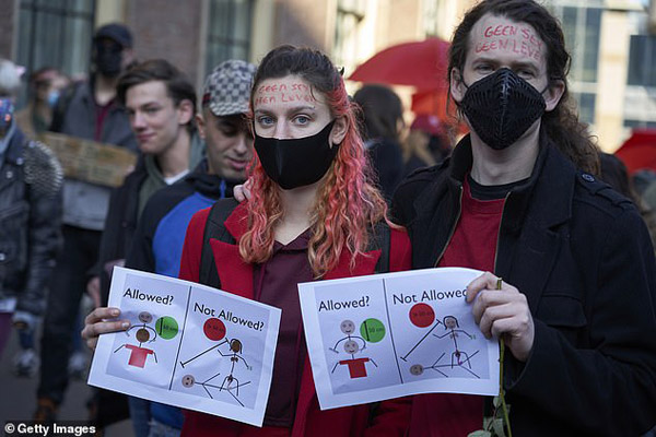 عکس های خبری و غیرخبری مهم 24 ساعت اخیر (گزارش تصویری) عکس های خبری و غیرخبری مهم 24 ساعت اخیر (گزارش تصویری)