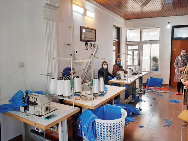 دختران توانای خیاط‌خانه (+عکس)