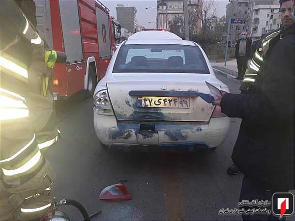 برخورد نارنجک با خودرو در تهران (+تصاویر)