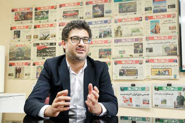 اندازهگیری مقاومت کششی بتن با دستگاه ایرانی اندازهگیری مقاومت کششی بتن با دستگاه ایرانی