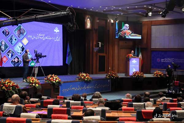 قالب‌ های برنامه‌سازی رسانه ملی باید رنگ‌و‌بوی امید و پیشرفت داشته باشد (+عکس)