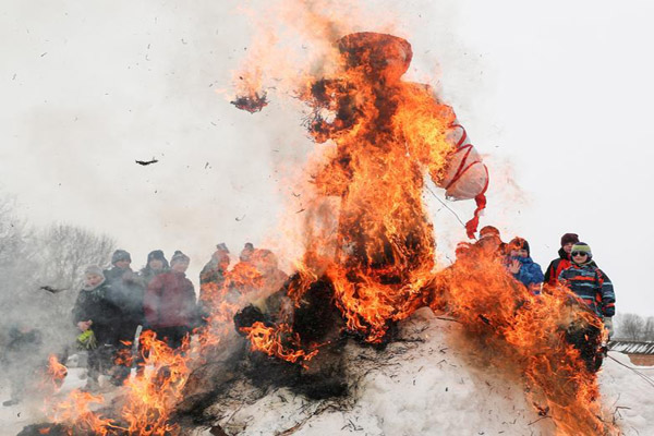 دستگیری معترض با کمک سگ آموزش دیده / برخورد خشونت آمیز با عکاس ورزشی (گزارش تصویری)