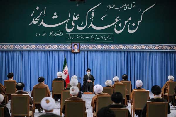اعضای مجلس خبرگان رهبری با رهبر انقلاب دیدار کردند اعضای مجلس خبرگان رهبری با رهبر انقلاب دیدار کردند