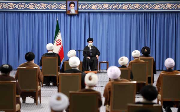اعضای مجلس خبرگان رهبری با رهبر انقلاب دیدار کردند (+تصاویر) اعضای مجلس خبرگان رهبری با رهبر انقلاب دیدار کردند (+تصاویر)