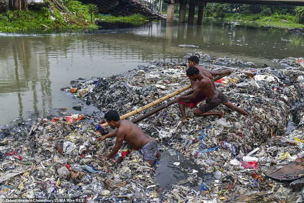 کثیف ترین و بدترین شغل دنیا (تصاویر)