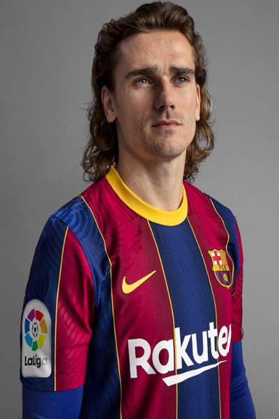 رونمایی رسمی از پیراهن اول فصل آینده بارسلونا (تصاویر)