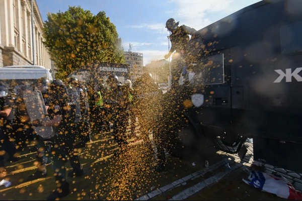 دور دنیا در قاب تصاویر؛ قصه غم انگیز مهاجران دور دنیا در قاب تصاویر؛ قصه غم انگیز مهاجران