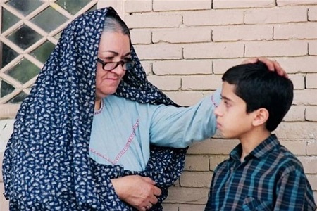 خود خود مجیدی/ وقتی قلم با اصالت می آمیزد خود خود مجیدی/ وقتی قلم با اصالت می آمیزد