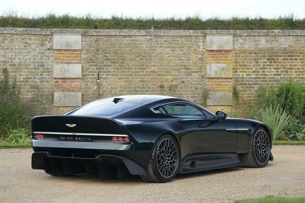 وحشیترین سوپرکار سفارشی (+تصاویر) وحشیترین سوپرکار سفارشی (+تصاویر)