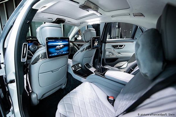 رونمایی از جواهر اشتوتگارت/اس کلاس جدید مرسدس بنز