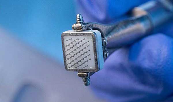 درمان نابینایی با یک چشم بیونیک! (+عکس) درمان نابینایی با یک چشم بیونیک! (+عکس)