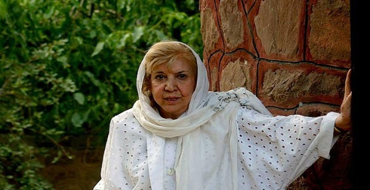 ۸ شاعر قرن ۲۱ که خواندن آثار آنها برای هرکس جذاب است ۸ شاعر قرن ۲۱ که خواندن آثار آنها برای هرکس جذاب است