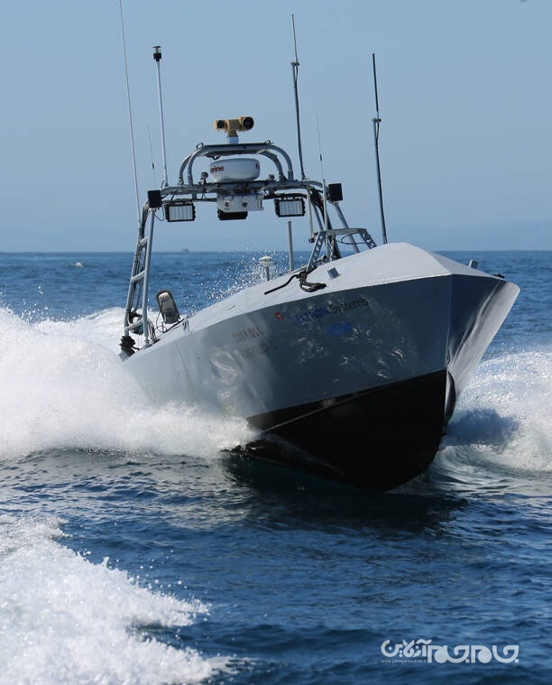 رمزگشایی از دستور رهبر انقلاب برای تولید «ابزار نظامی پیشرفته» در سپاه/ ایران سکاندار «نبرد هیبریدی» بدون سرنشین در جهان می‌شود +عکس