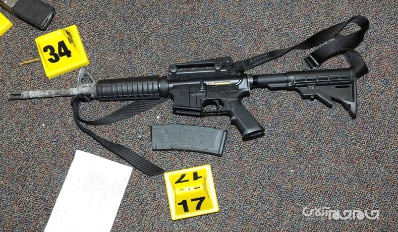 همیشه پای یک AR-15 در میان است +عکس