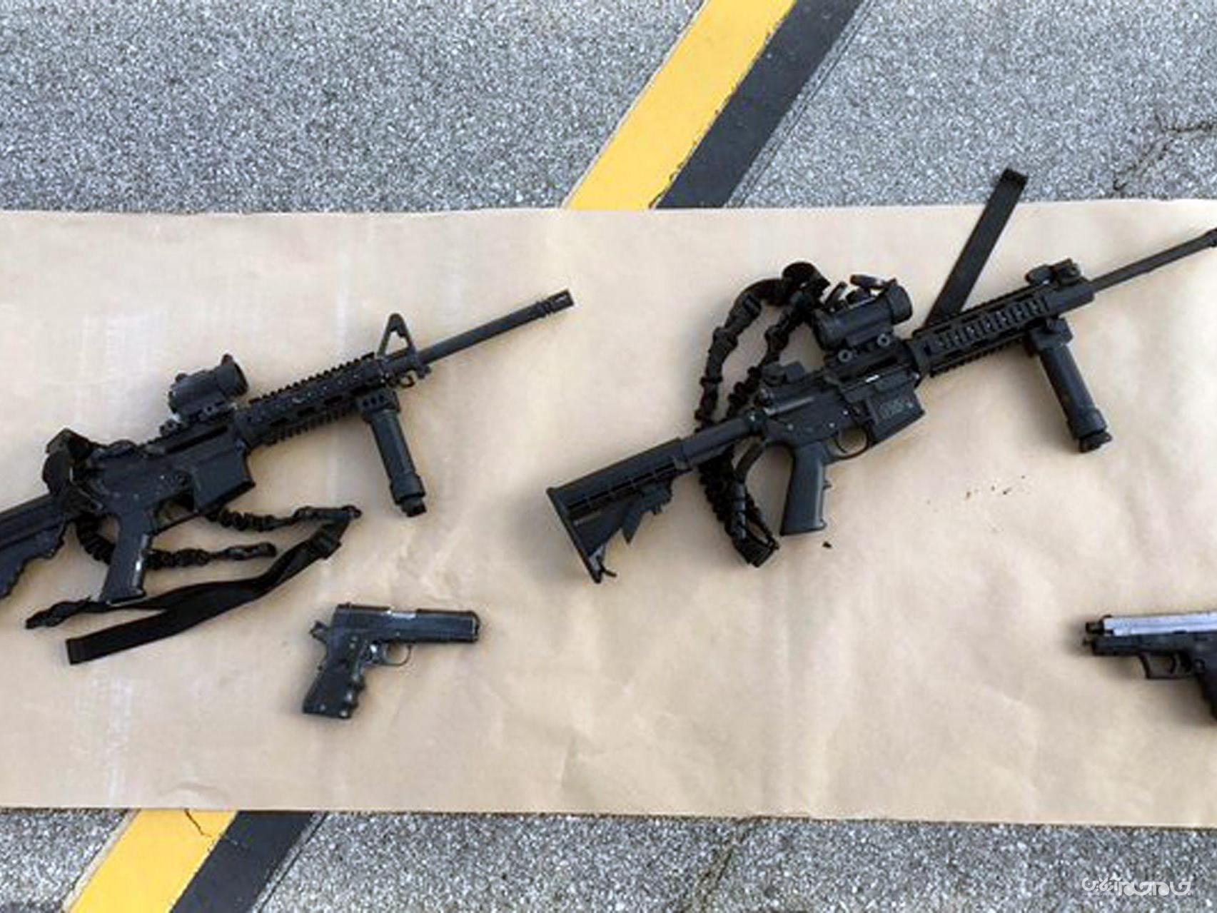 همیشه پای یک AR-15 در میان است +عکس